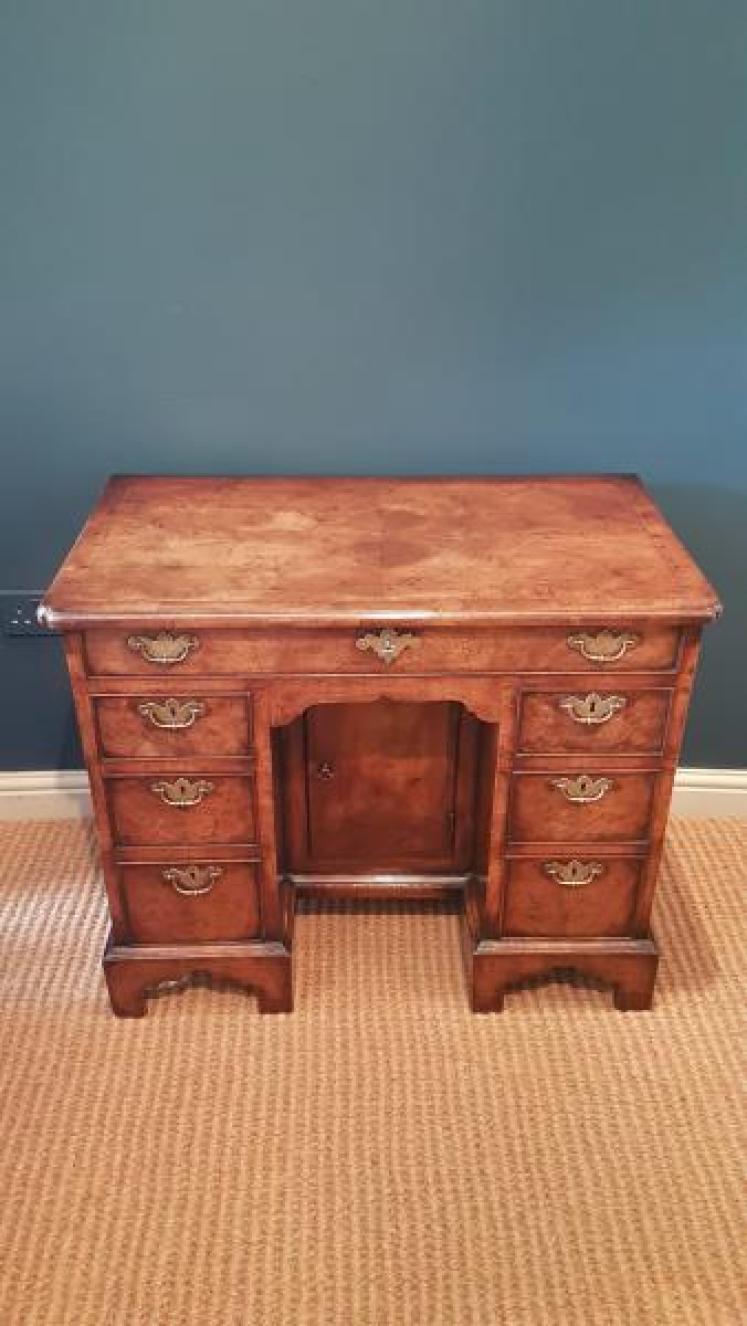 George II Walnut Kneehole Desk - Image 2