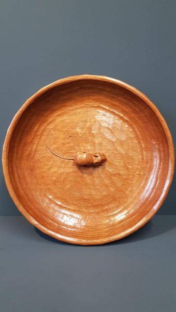 Large Thompson of Kilburn Mouseman Bowl - Image 5