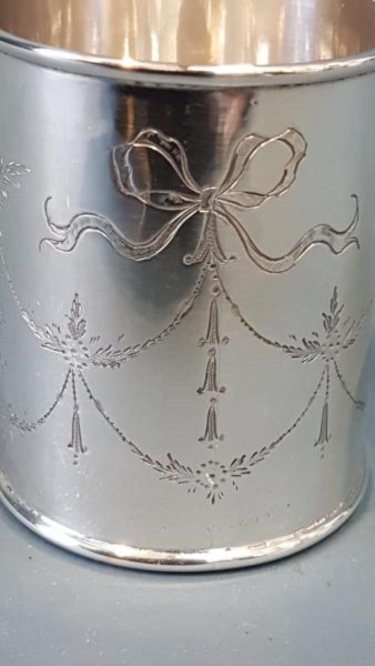 George V Engraved Silver Mug - Image 2