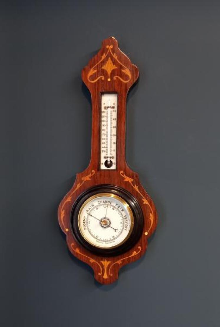 Small Victorian Rosewood Inlaid Banjo Barometer - Image 1