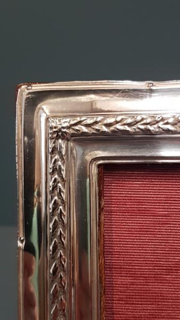 George V Portrait Size Silver Photo Frame - Image 5