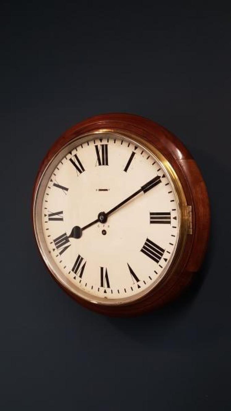 Edwardian Walnut Cased G.P.O. Dial Clock - Image 2
