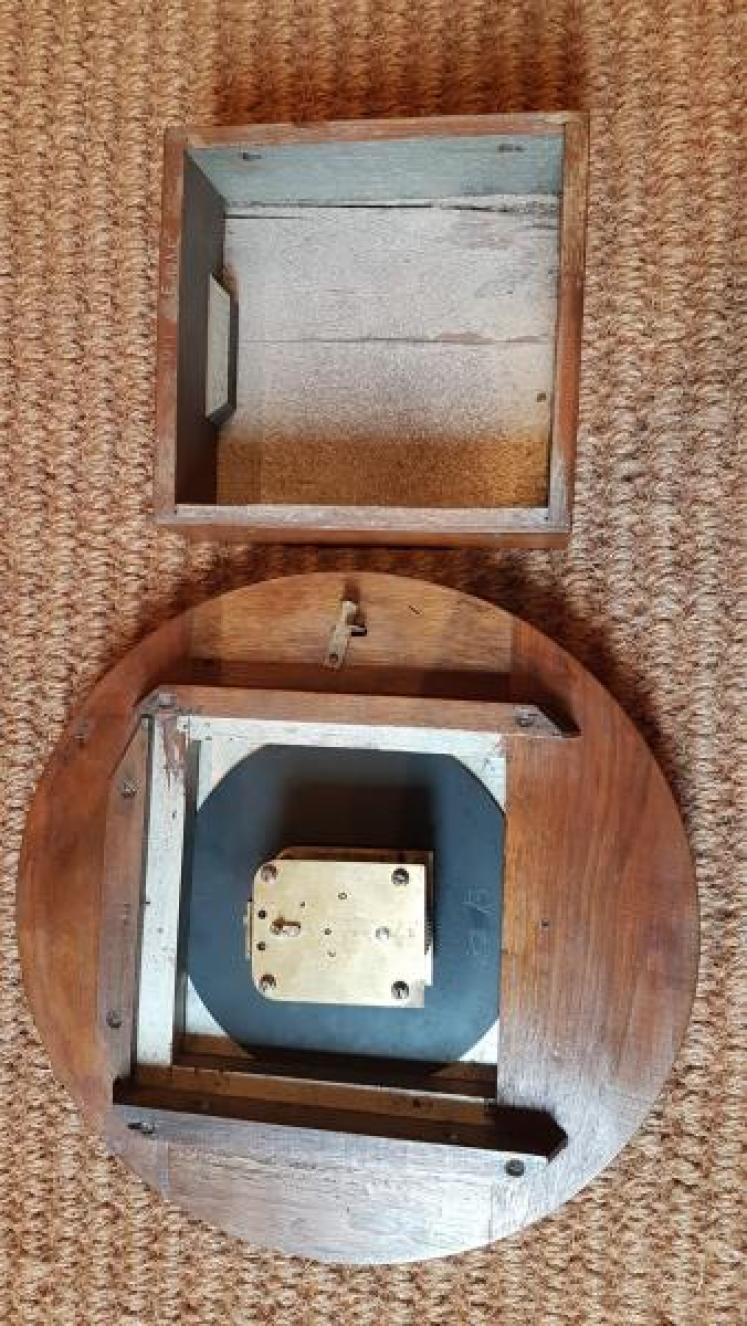 Edwardian Walnut Cased G.P.O. Dial Clock - Image 5