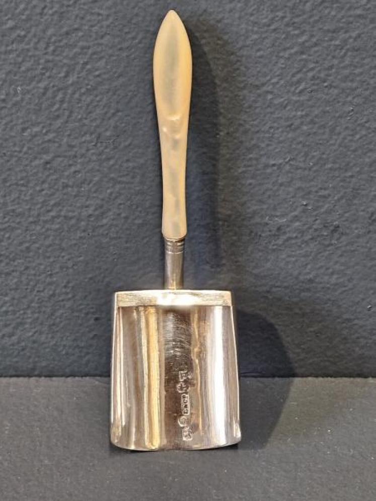 Georgian Silver Tea Scoop - Image 4