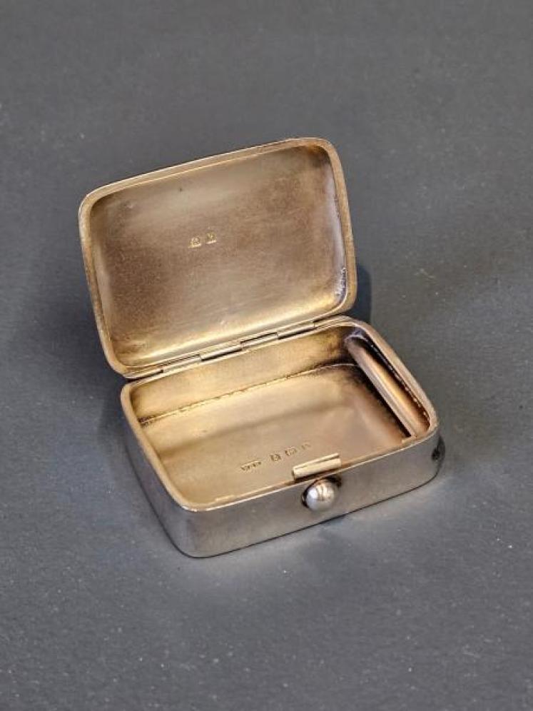 Edwardian Silver Table Top Vesta - Image 5