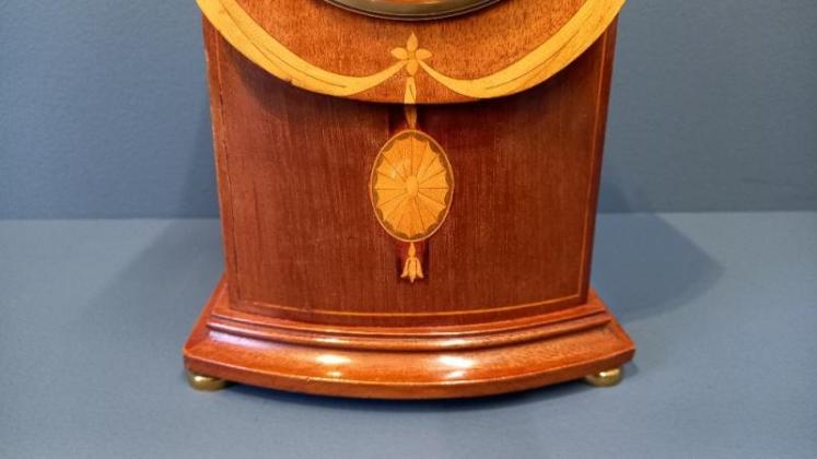 Edwardian Sheraton Garland Inlaid Mantel Clock - Image 4