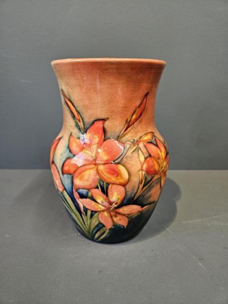 Superb Large Moorcroft Freesia Flambe Vase - Image 1