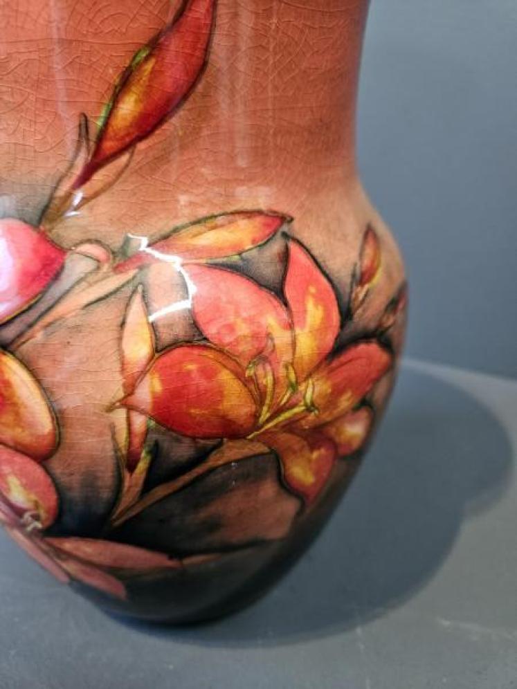Superb Large Moorcroft Freesia Flambe Vase - Image 4