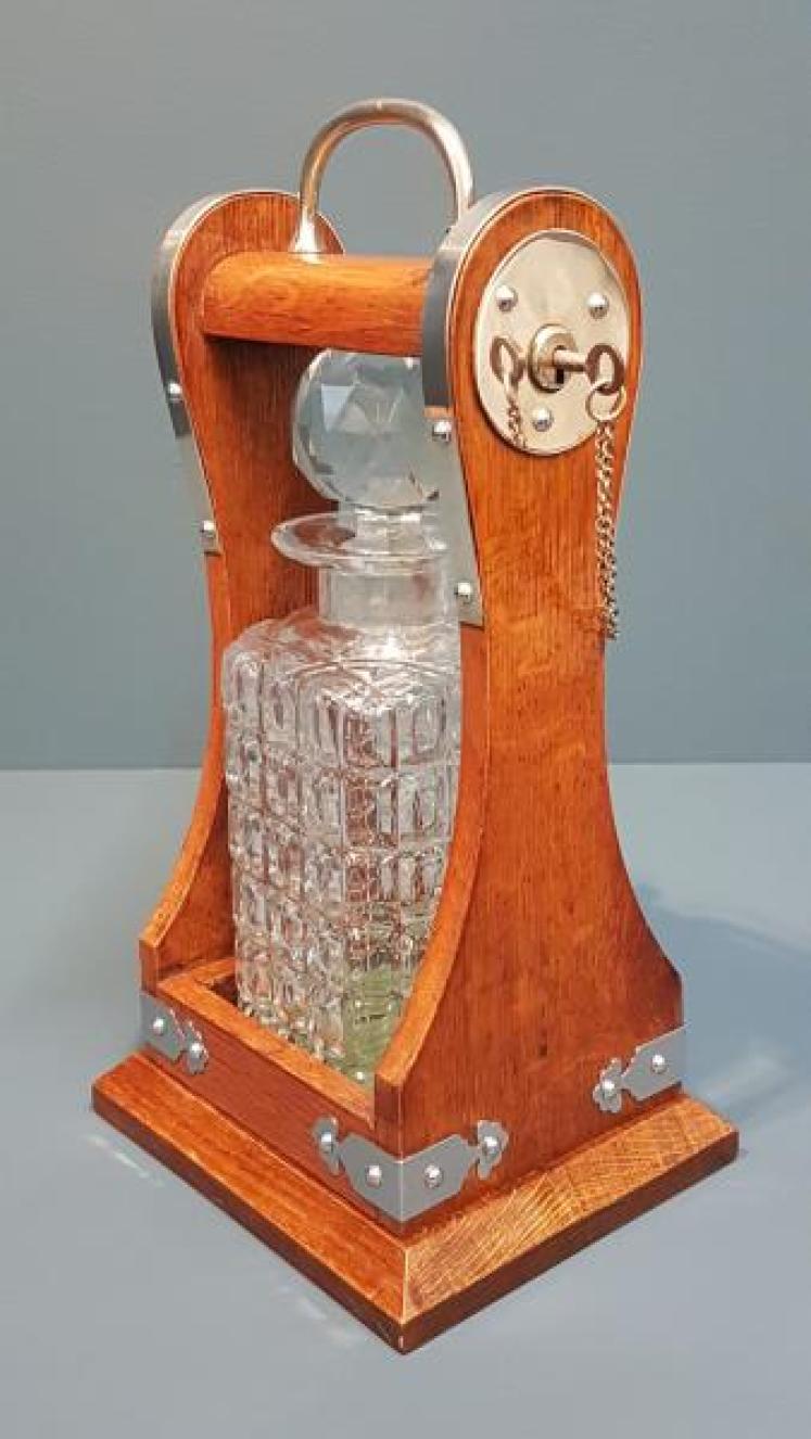 Victorian Oak and Silver Plated Tantalus - Image 5