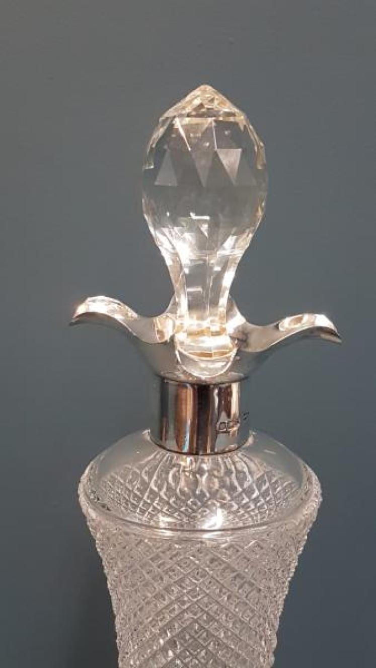 Edwardian Walker and Hall Silver Mounted Decanter - Image 5