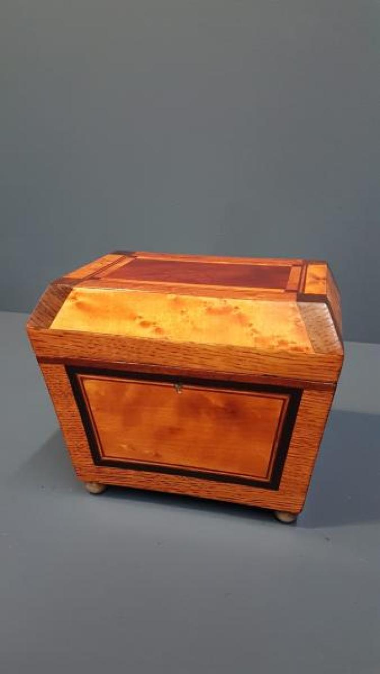 Regency Oak, Satinwood and Mahogany Tea Caddy - Image 2