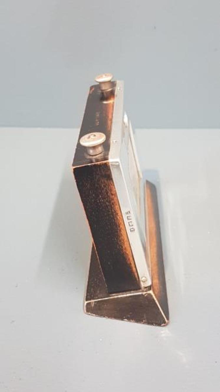 George V Silver Faced Perpetual Desk Calendar - Image 3