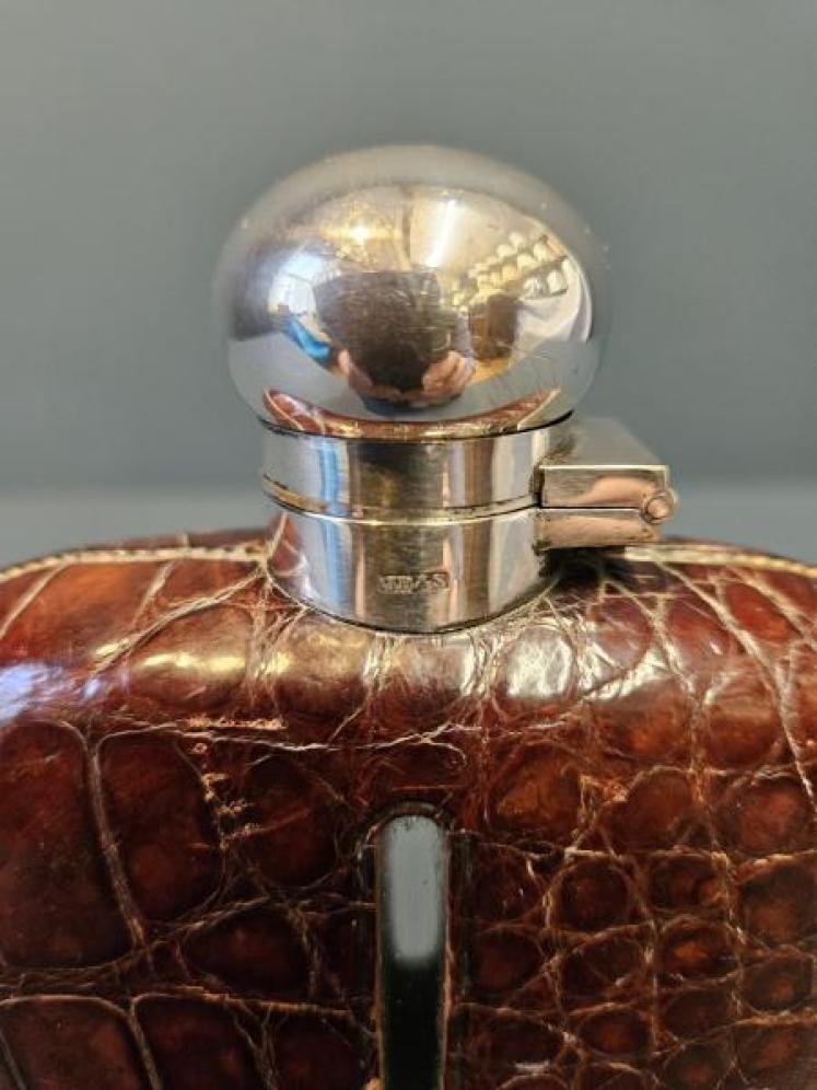Dixon Sheffield Hip Flask - Image 4