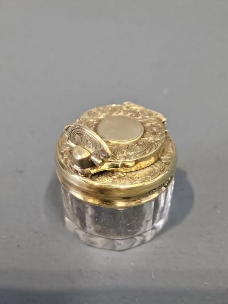 William IV Silver Gilt Travelling Ink Well - Image 1