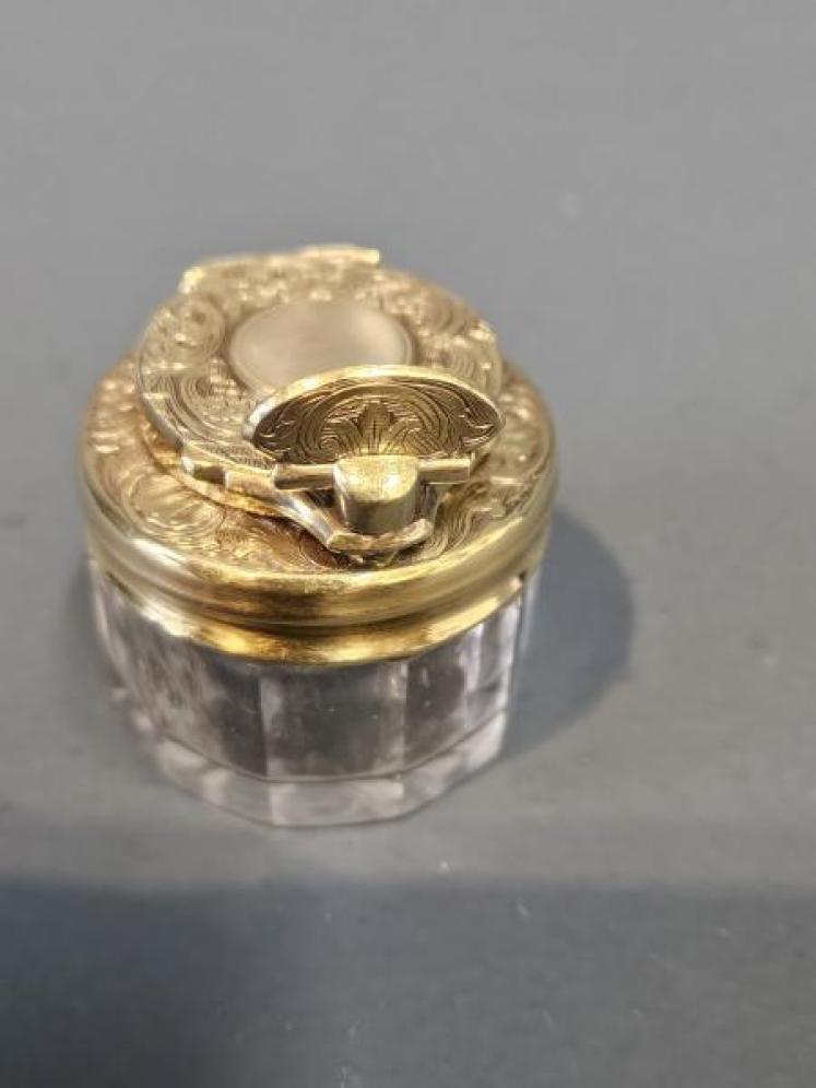 William IV Silver Gilt Travelling Ink Well - Image 3