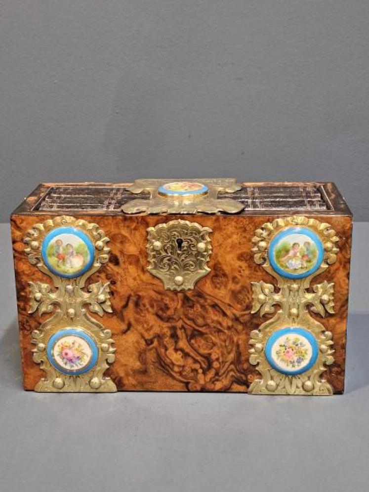Victorian Burr Walnut Journal Box - Image 2