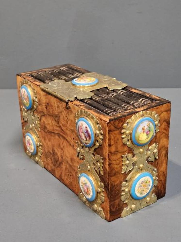 Victorian Burr Walnut Journal Box - Image 3