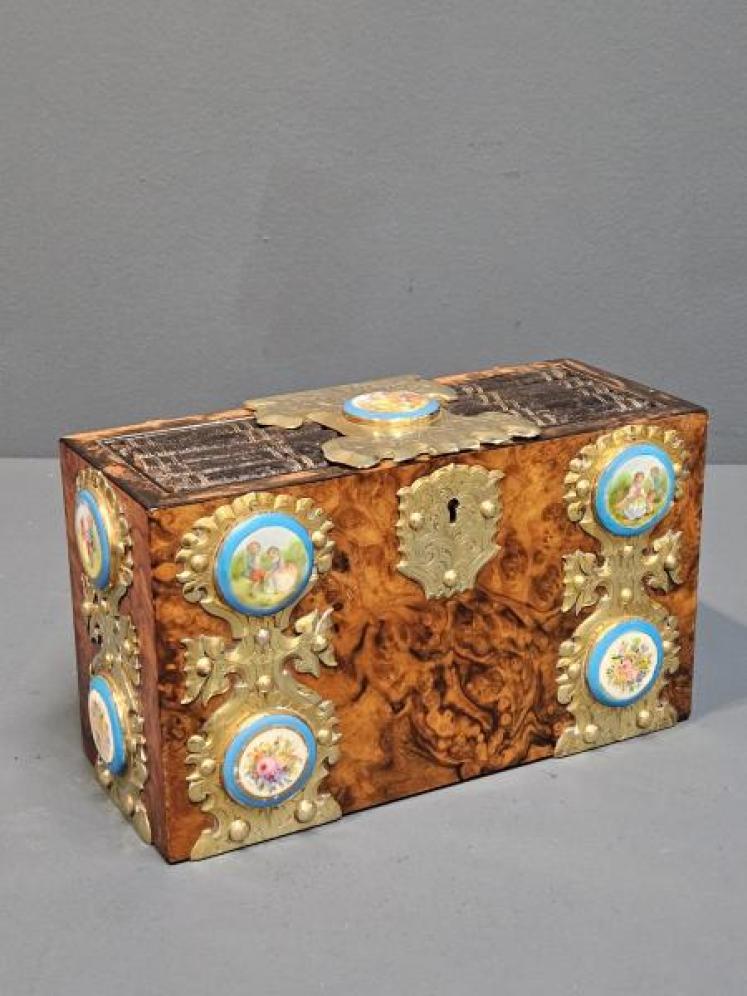 Victorian Burr Walnut Journal Box - Image 6