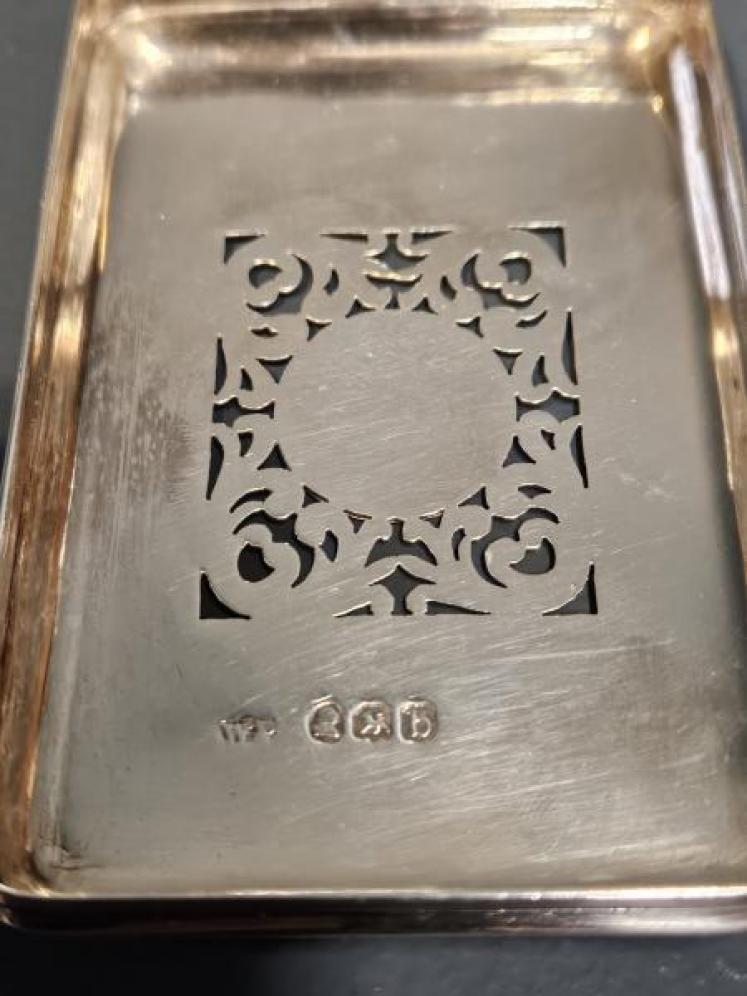 Outstanding Georgian Kingwood Travelling Box with Silver Contents - Image 4