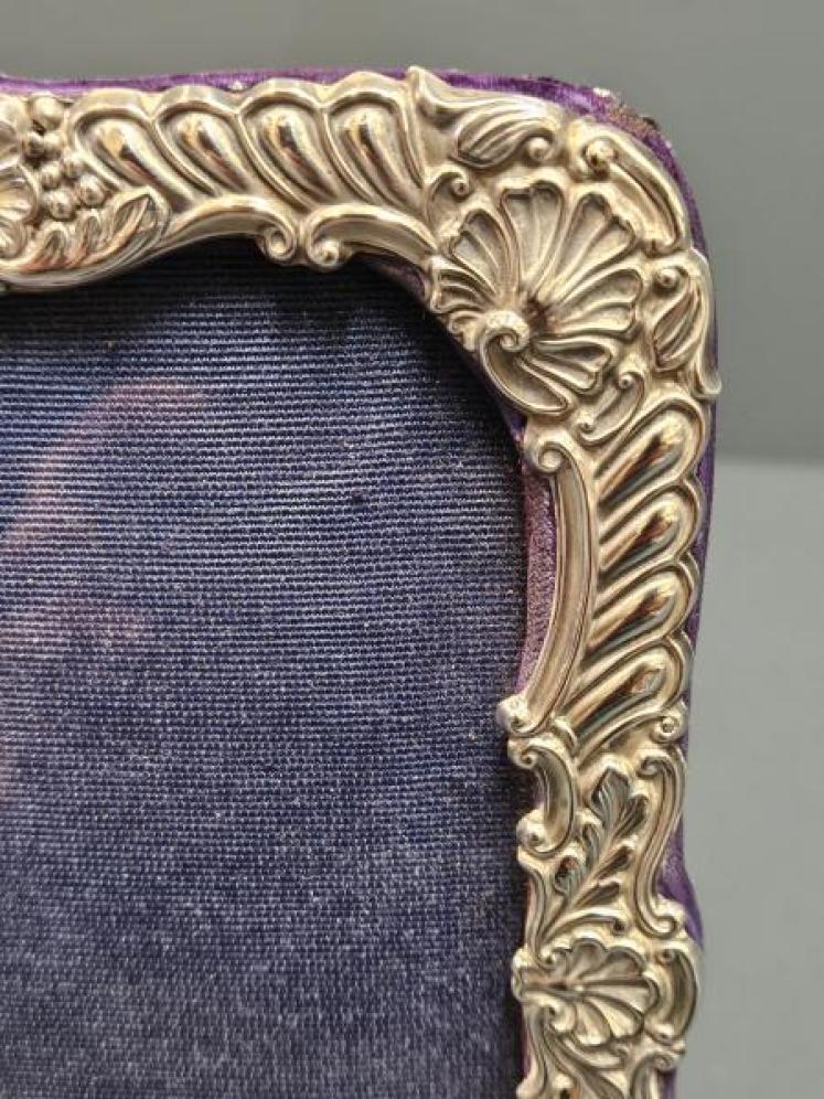 Victorian Double Silver Photo Frame - Image 3