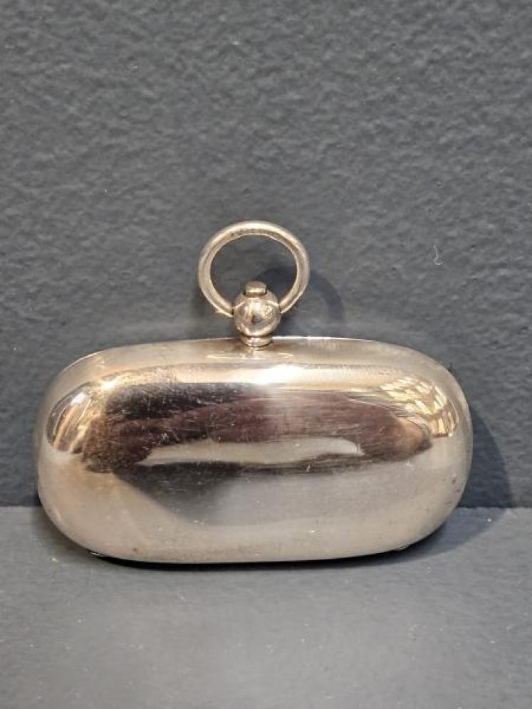 George V Silver Sovereign and Stamp Case - Image 3