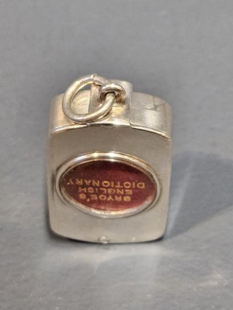 Sampson Mordan Silver Cased Miniature Dictionary  - Image 6