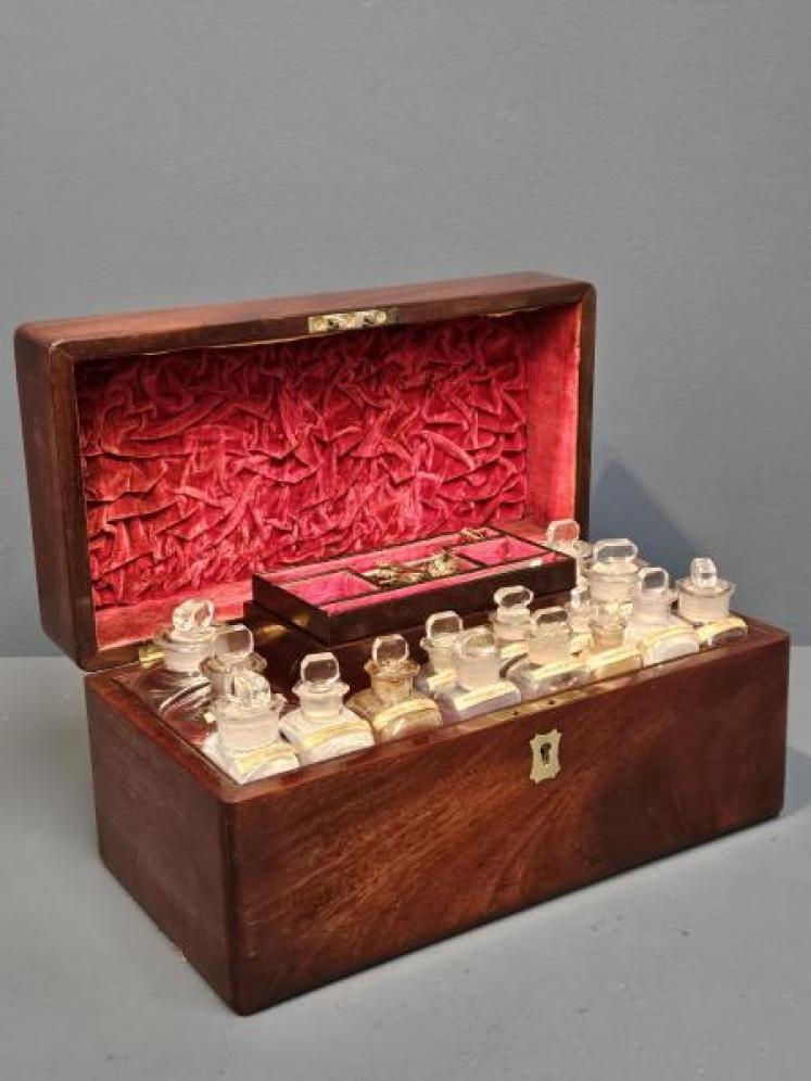 Victorian Mahogany Apothecary Box - Image 4