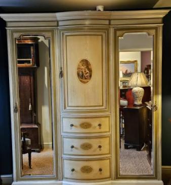 Superb Edwardian Robe with Original Painted and Gilded Finish 