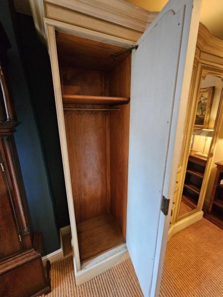 Superb Edwardian Robe with Original Painted and Gilded Finish  - Image 3