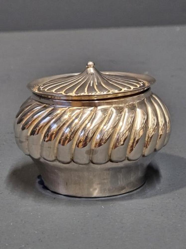 Victorian Wyrthen Silver Jar and Cover - Image 1