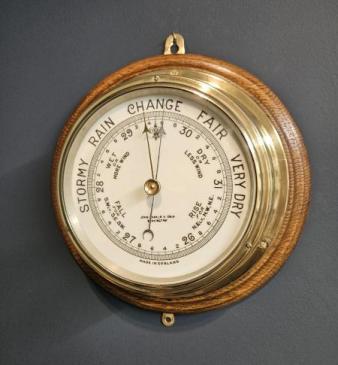 Barkers Kensington Bulk Head Barometer