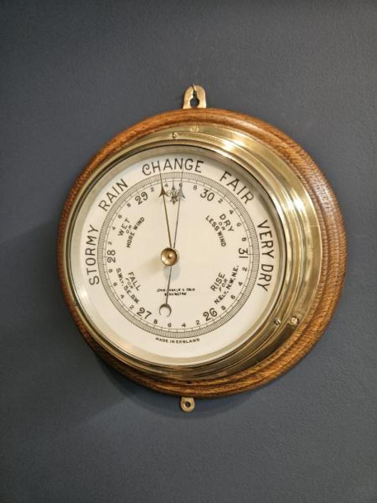 Barkers Kensington Bulk Head Barometer - Image 1