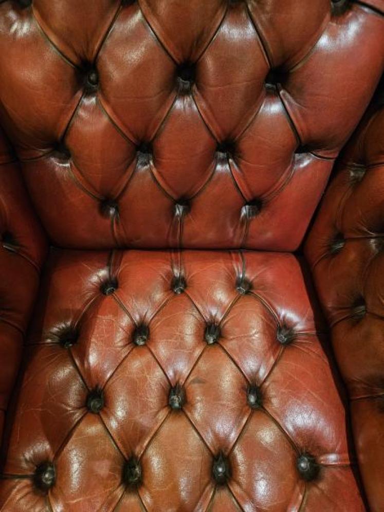 Matching Pair of 1920's Red Leather Chesterfield Arm Chairs - Image 7