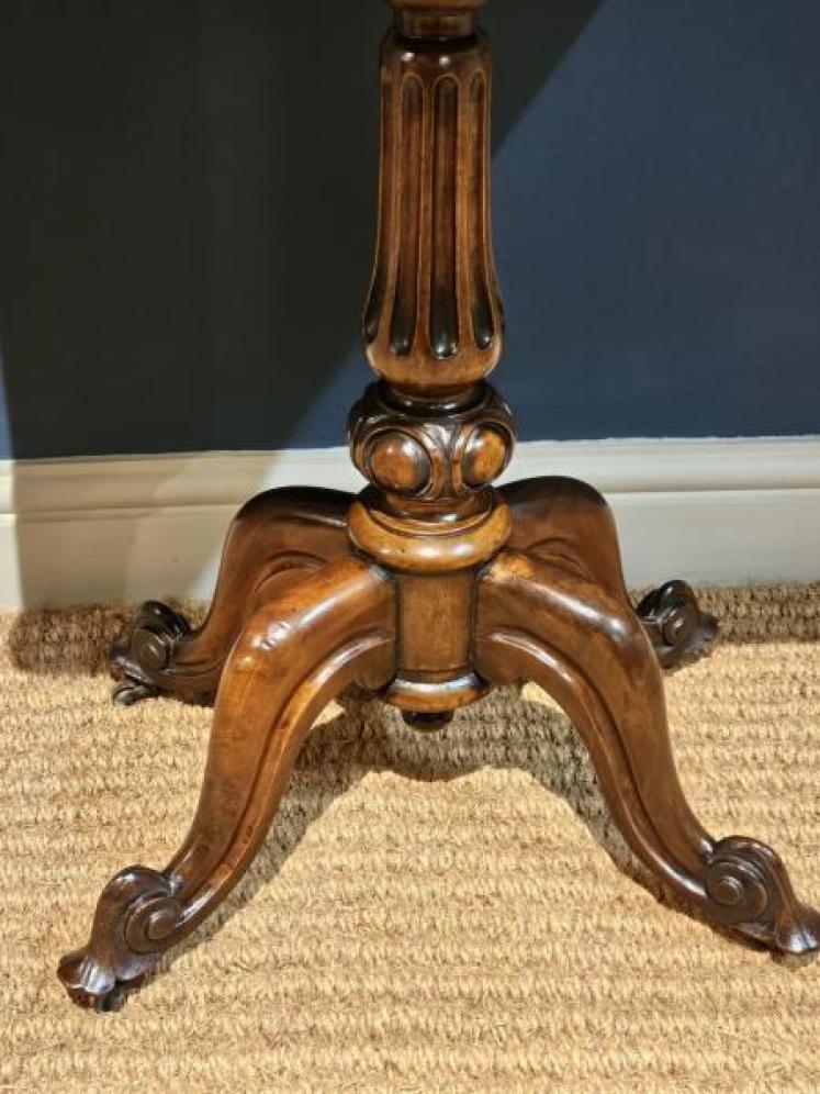Early Victorian Burr Walnut Occasional Table - Image 5