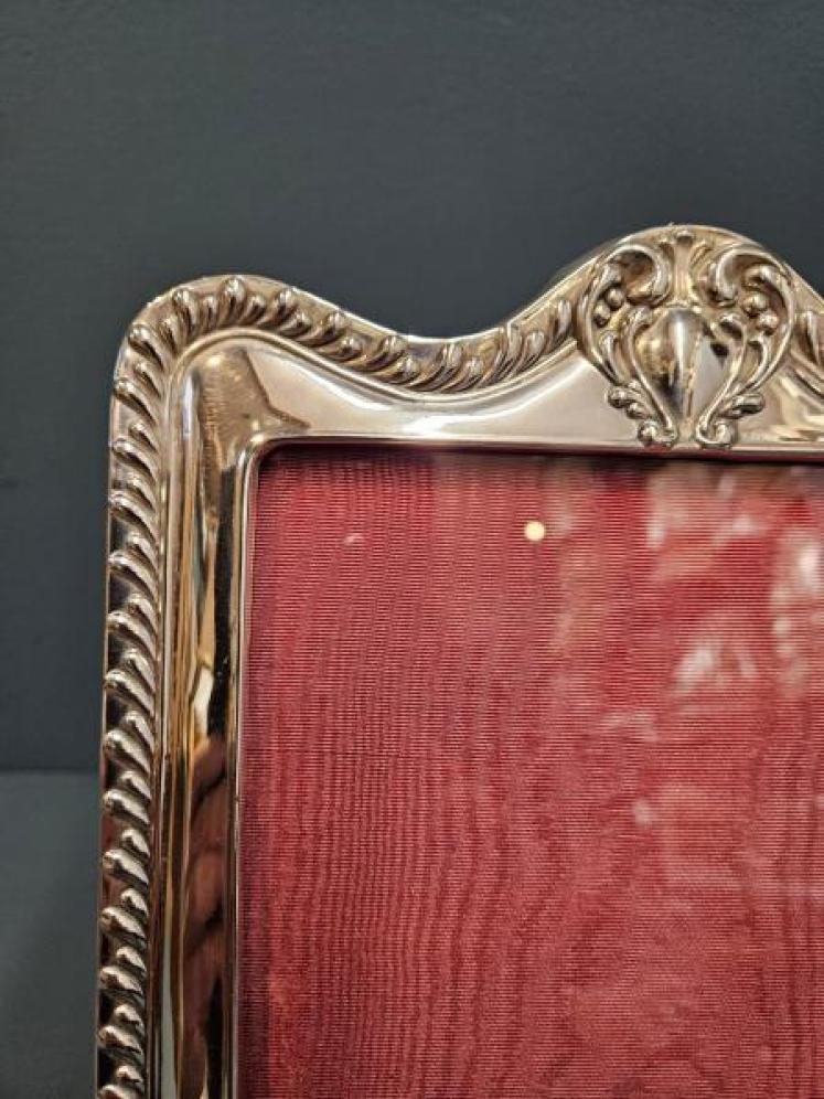 Large Edwardian Silver Photo Frame - Image 4