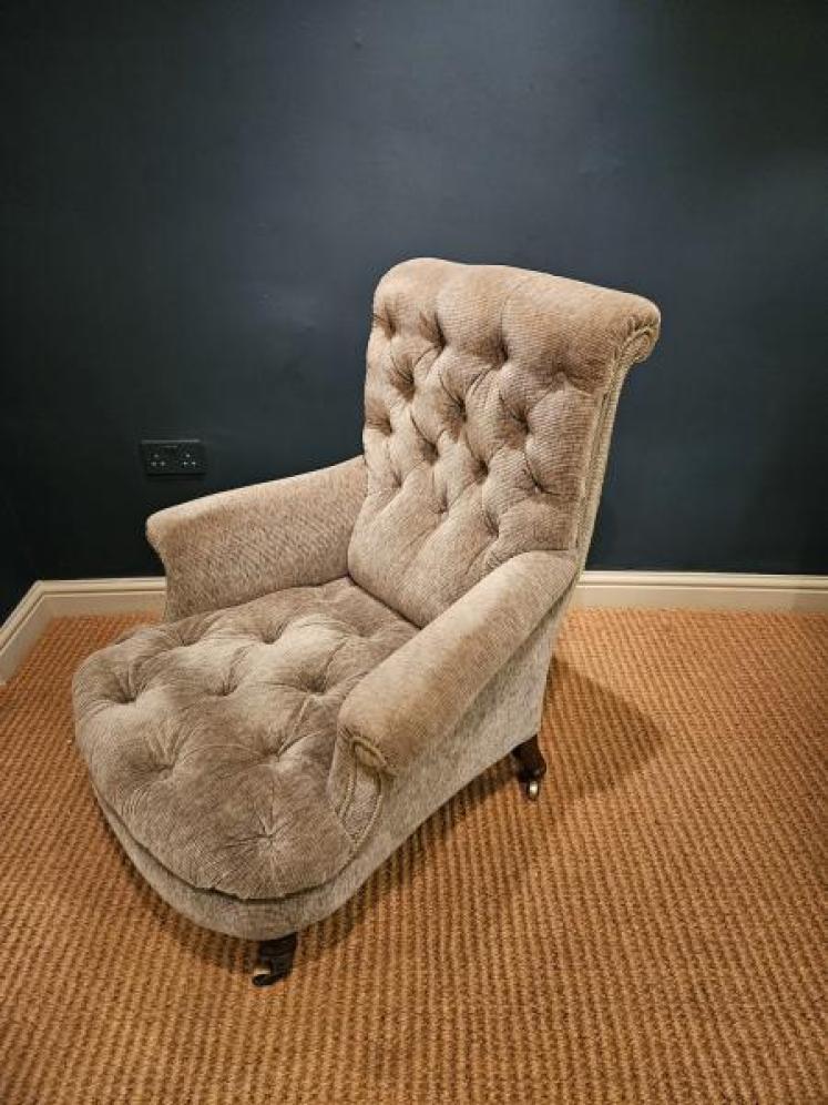 Howard and Sons Victorian Armchair - Image 3