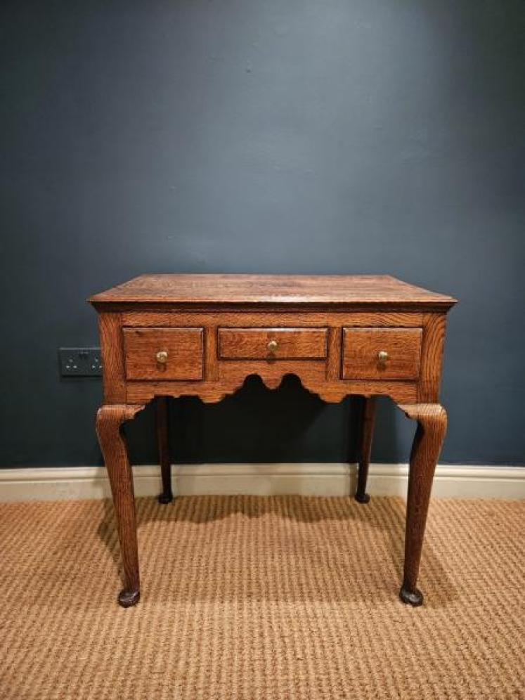 George II Oak Lowboy - Image 1