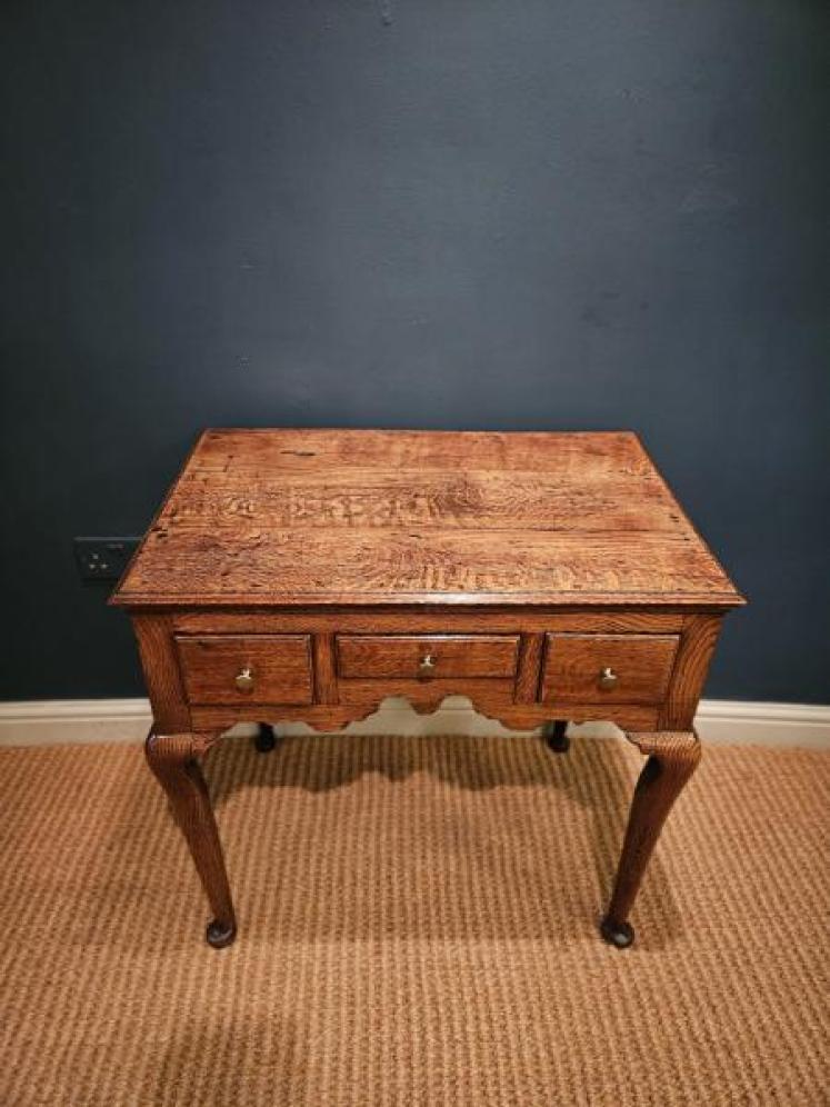 George II Oak Lowboy - Image 6
