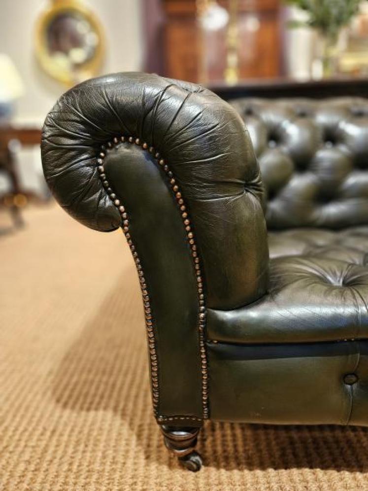 Victorian Leather Chesterfield - Image 3