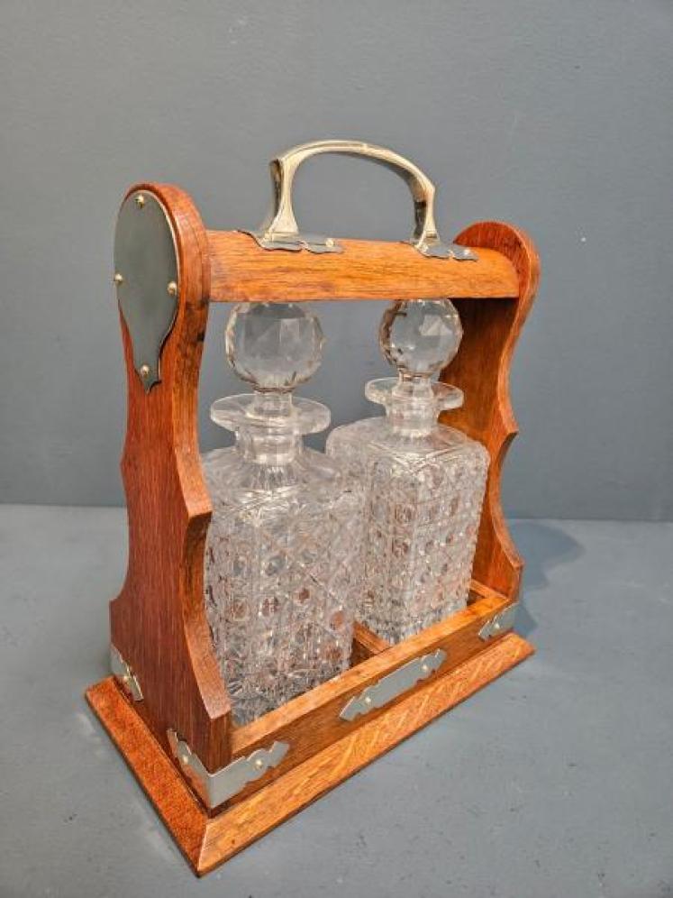 Victorian Oak & Silver Plated Two Bottle Tantalus - Image 6