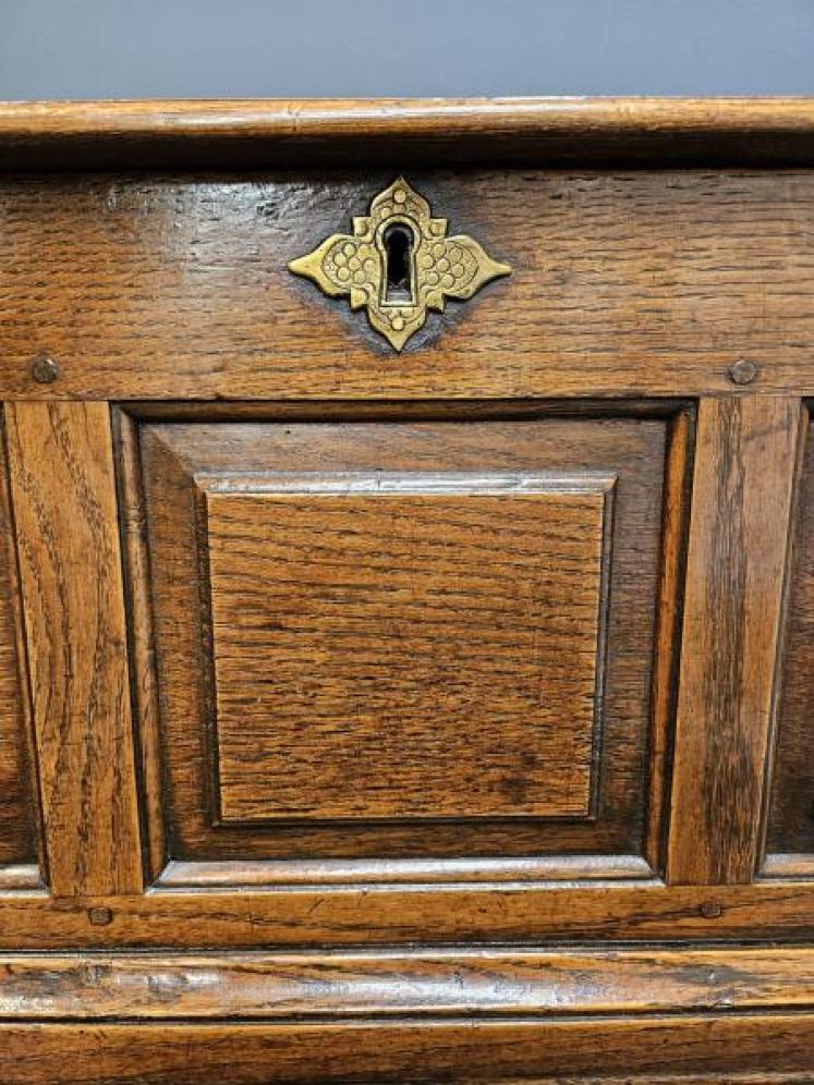George II Oak Coffer Bach - Image 5