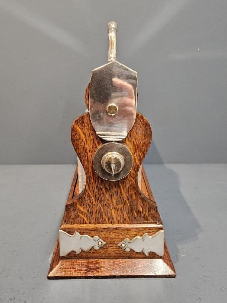 Immaculate Edwardian Oak and Silver Plated 3 Bottle Tantalus - Image 2