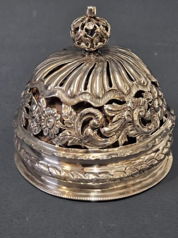 Superb Edwardian Silver Table Bell - Image 1