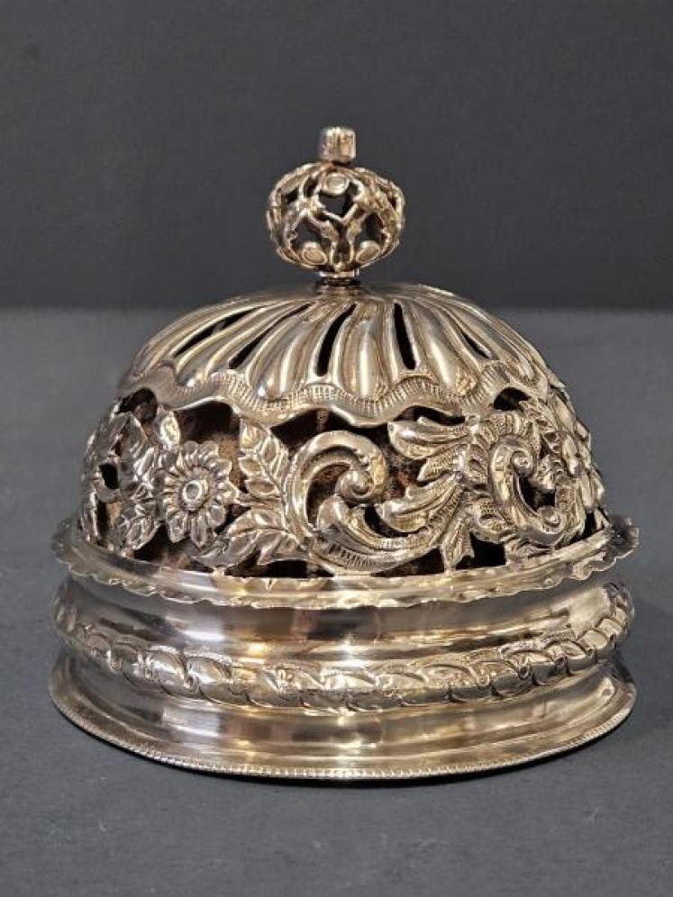 Superb Edwardian Silver Table Bell - Image 5