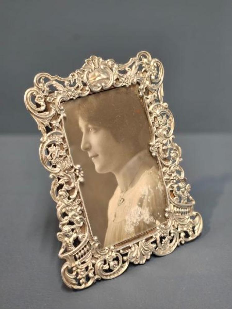 Victorian Silver Photo Frame  - Image 1