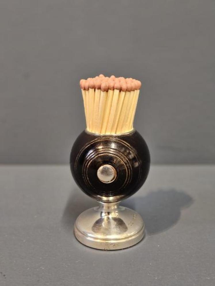 Sampson Mordan Bowling Ball Match Holder - Image 1