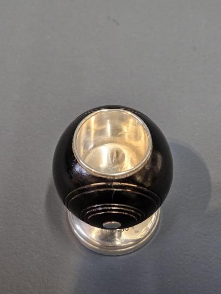 Sampson Mordan Bowling Ball Match Holder - Image 2