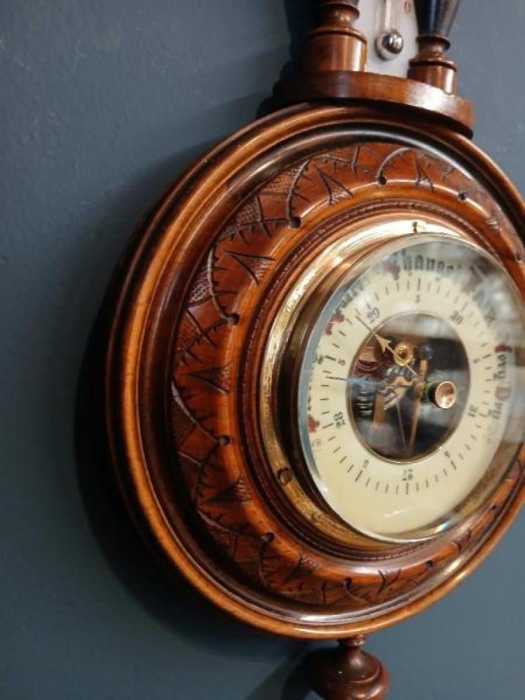 Victorian Walnut Pendant Banjo Barometer - Image 5