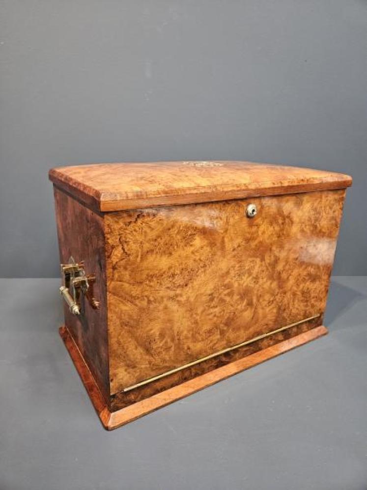 Outstanding Quality Victorian Stationary Box - Image 2