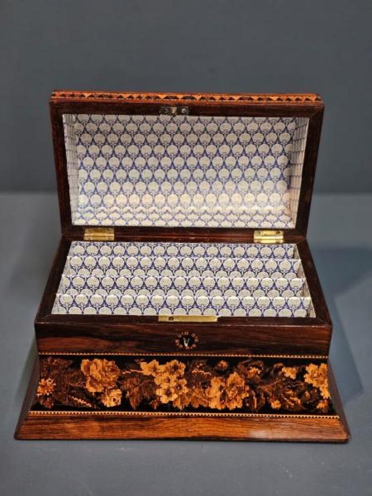 Victorian Tunbridge Ware Letter Casket  - Image 4